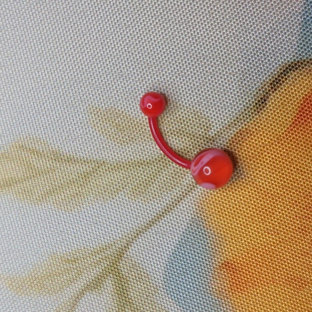 NWOT Acrylic Clear Red Belly Button Jewelry With Pink Swirl